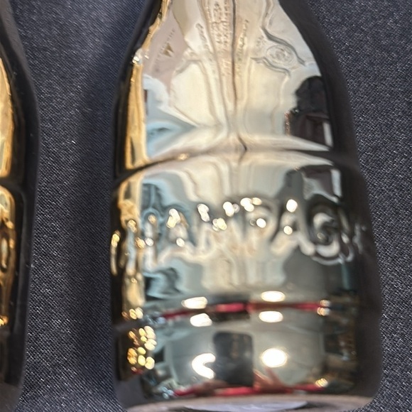 Metallic Gold Champagne Salt and Pepper Shaker Set - Picture 4 of 6